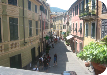 Levitating on a day trip to Levanto